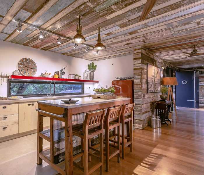 Image showcasing Sustainable Building with Recycled & Reclaimed Materials: Eco-Friendly ...